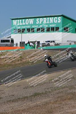 media/Apr-20-2025-AHRMA (Sun) [[393a79c373]]/Race/group 10 early race/Turn 4b/